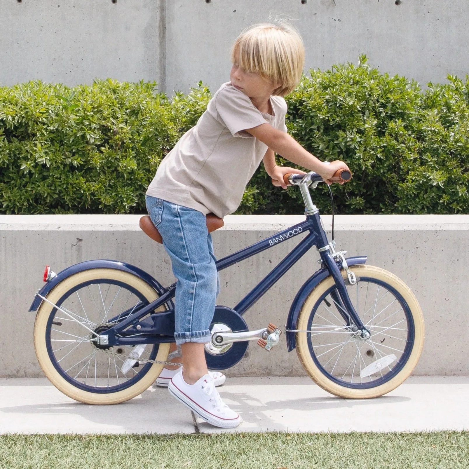 Banwood Classic Bicycle 16" (Navy Blue)