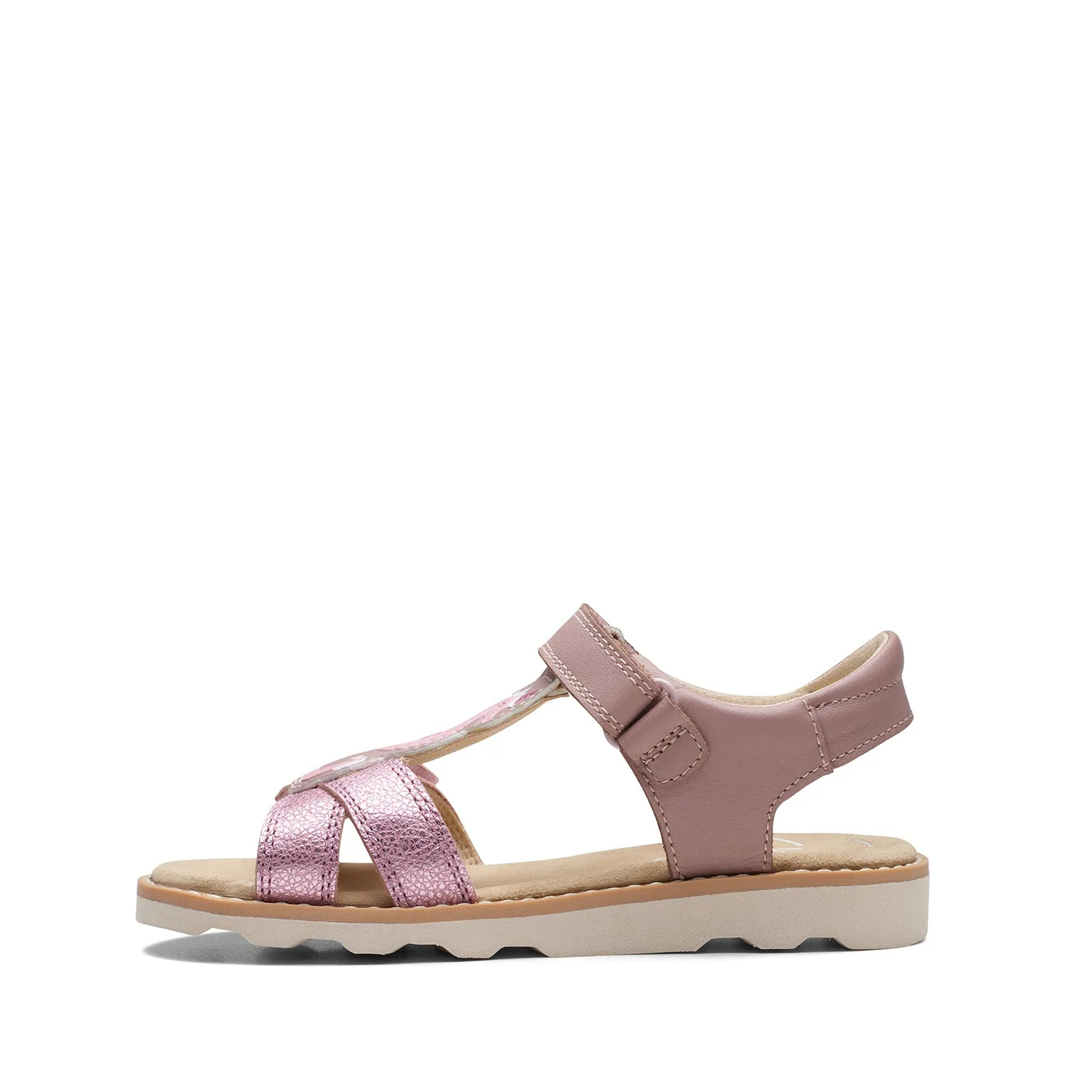 CLARKS GIRLS CROWN BRILL KID. (WIDE FIT)