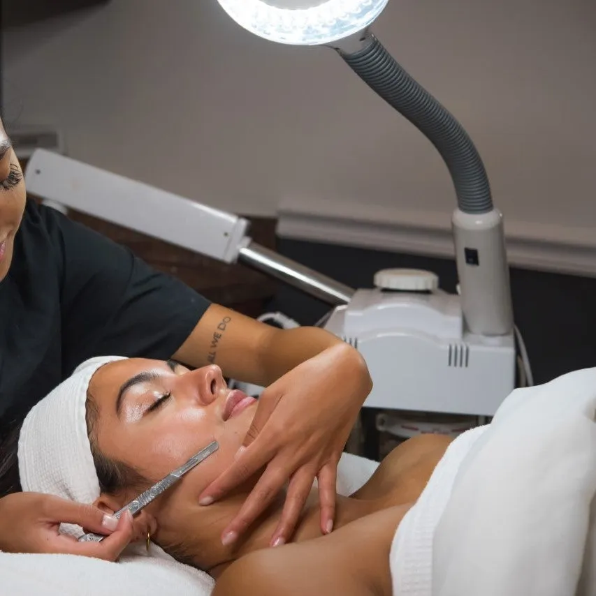 Dermaplaning Facial