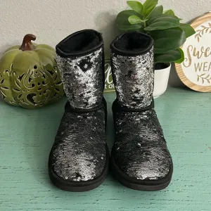 Girls Ugg Boots SZ 4
