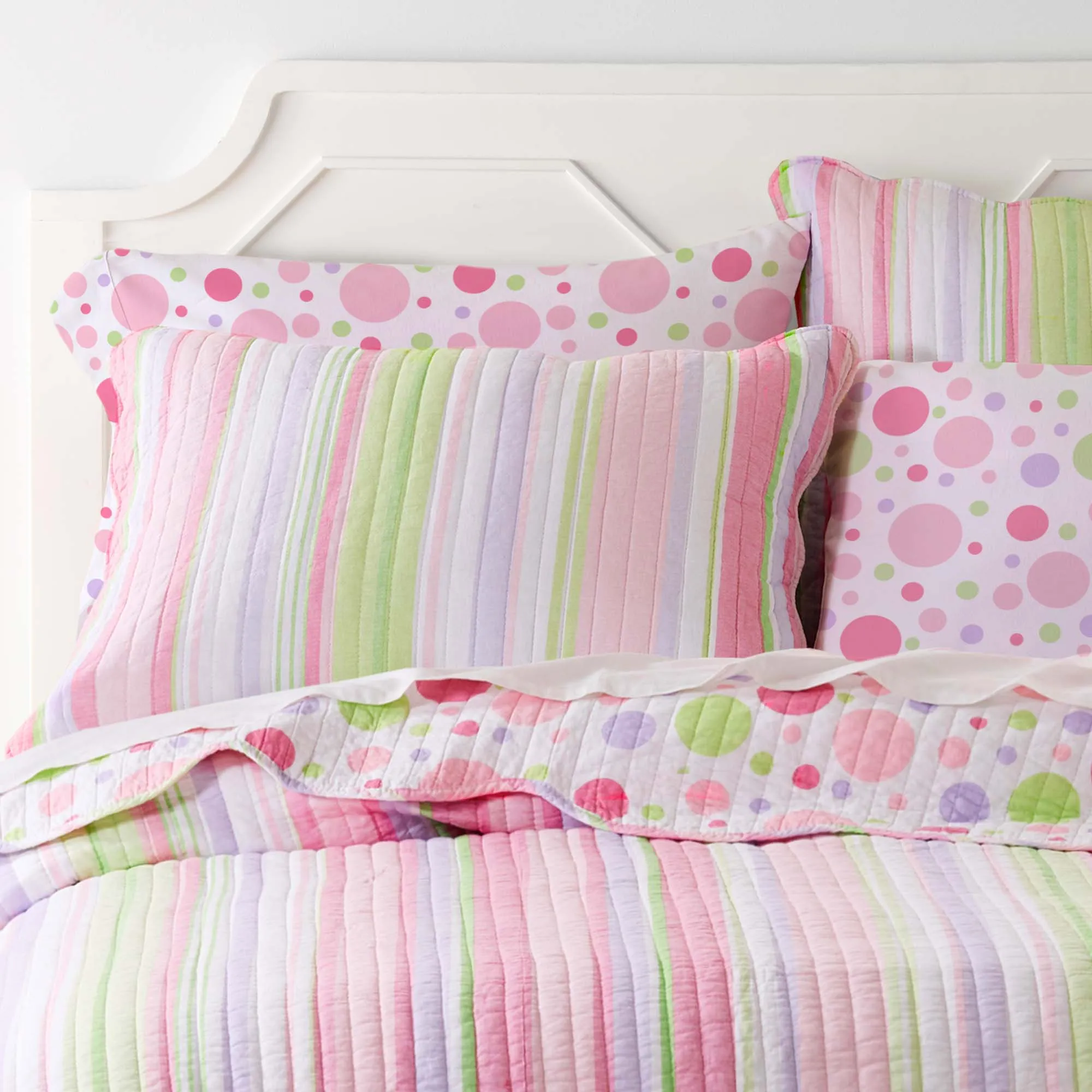 Merrill Stripe Girl Quilt Set