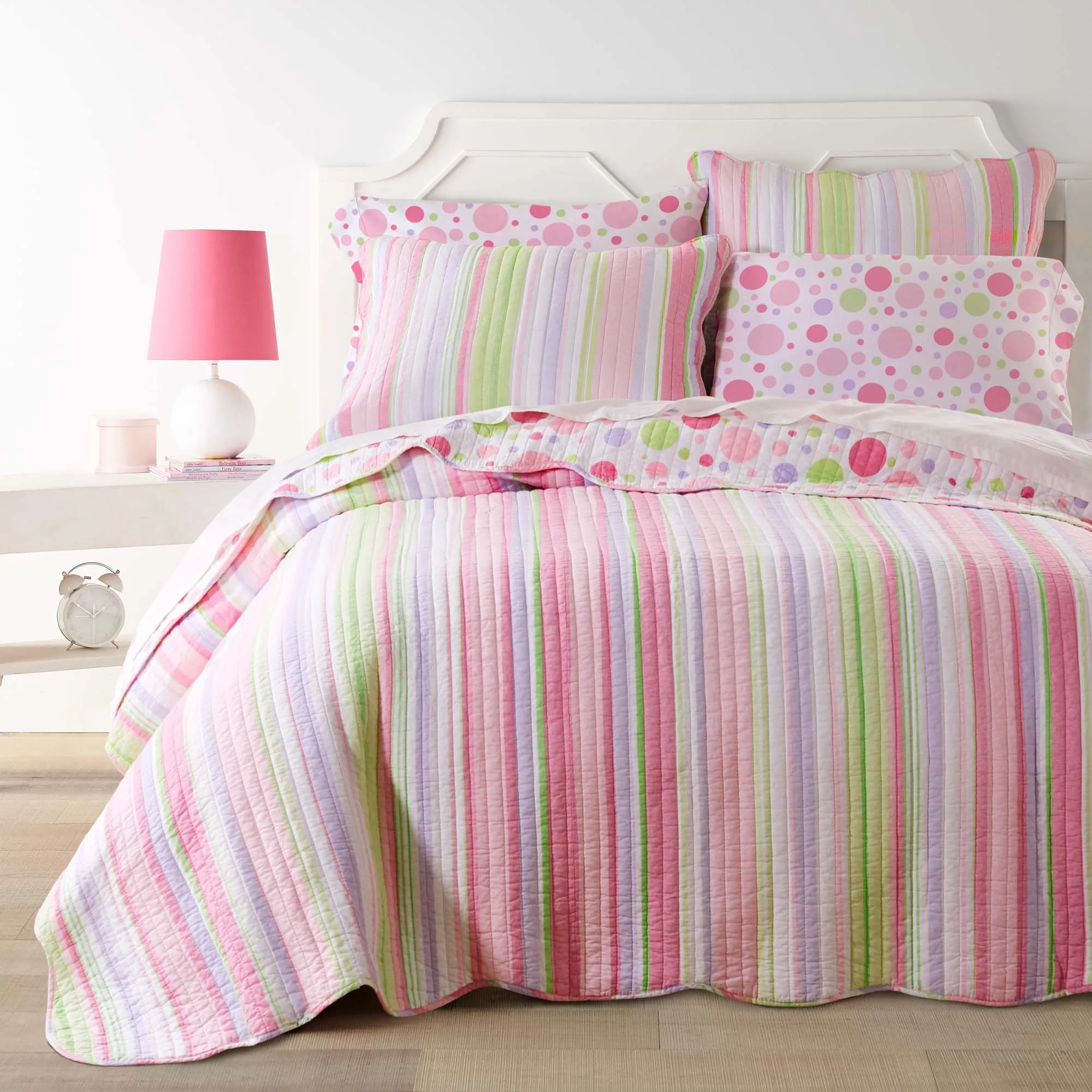 Merrill Stripe Girl Quilt Set