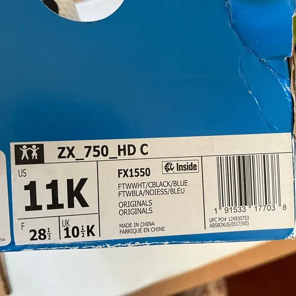 New in the box: black &amp; white adidas originals size 11 kids