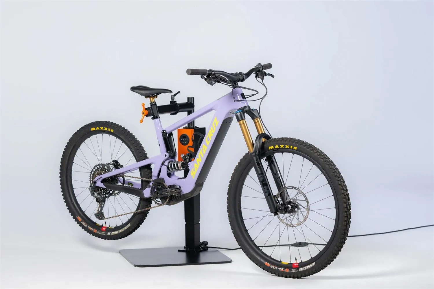 Remco Tools Electric Height Adjustable Bike Lift