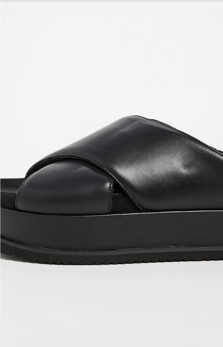 ROAM: CROSS STACK VEGAN LEATHER