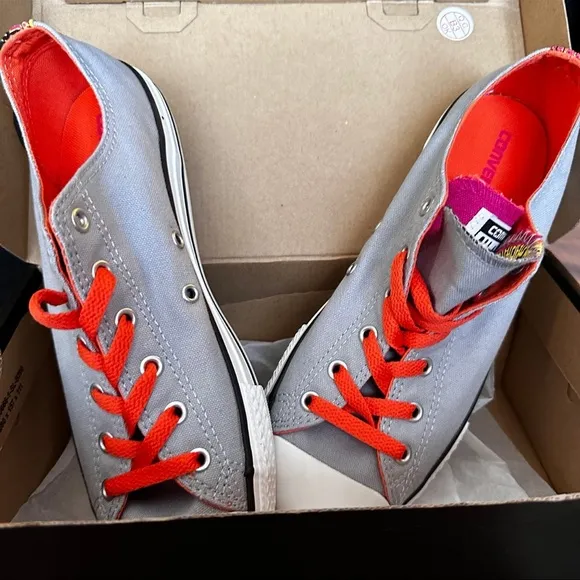 Size 6 Youth Gray Double Tongue Converse Hawaiian Tropical New in box TWO pair