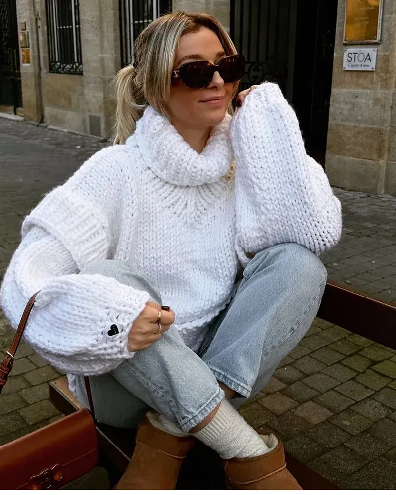 YANA | OVERSIZED SWEATER